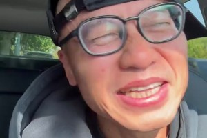 米奇为何坚持用一大四小阵容？王猛：他有可能时为了发展年轻人